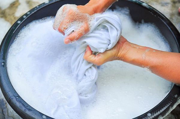 vệ sinh vải modal