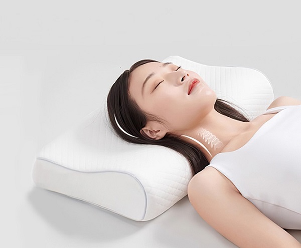 Gối công thái học giúp giữ cột sống cổ luôn thẳng