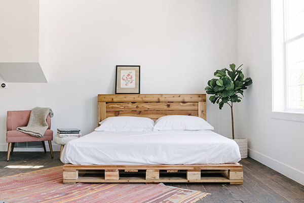 Giường pallet phong cách Rustic