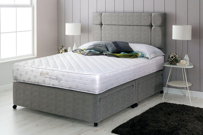 đệm cho người già