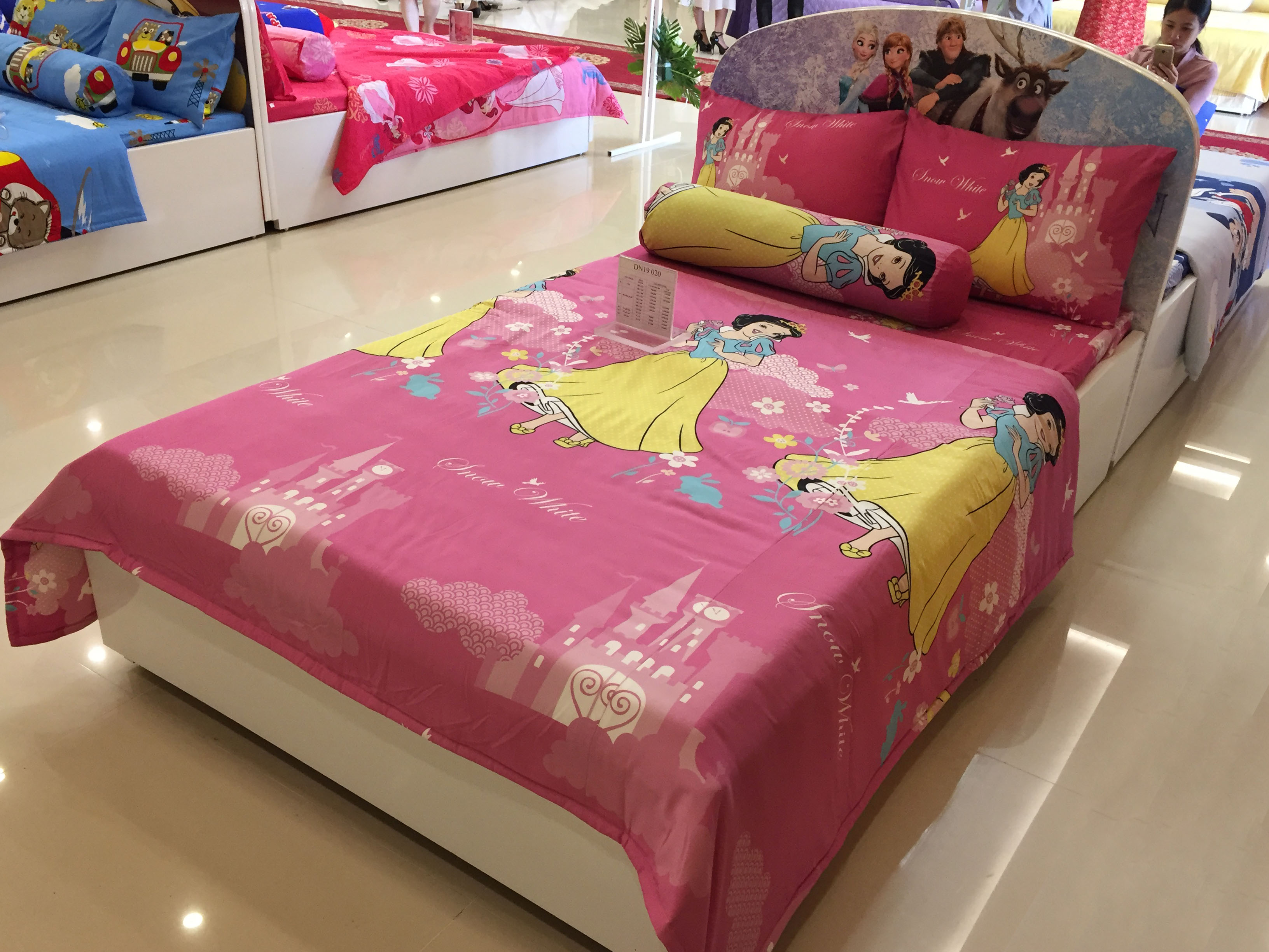 chăn ga gối sông hồng