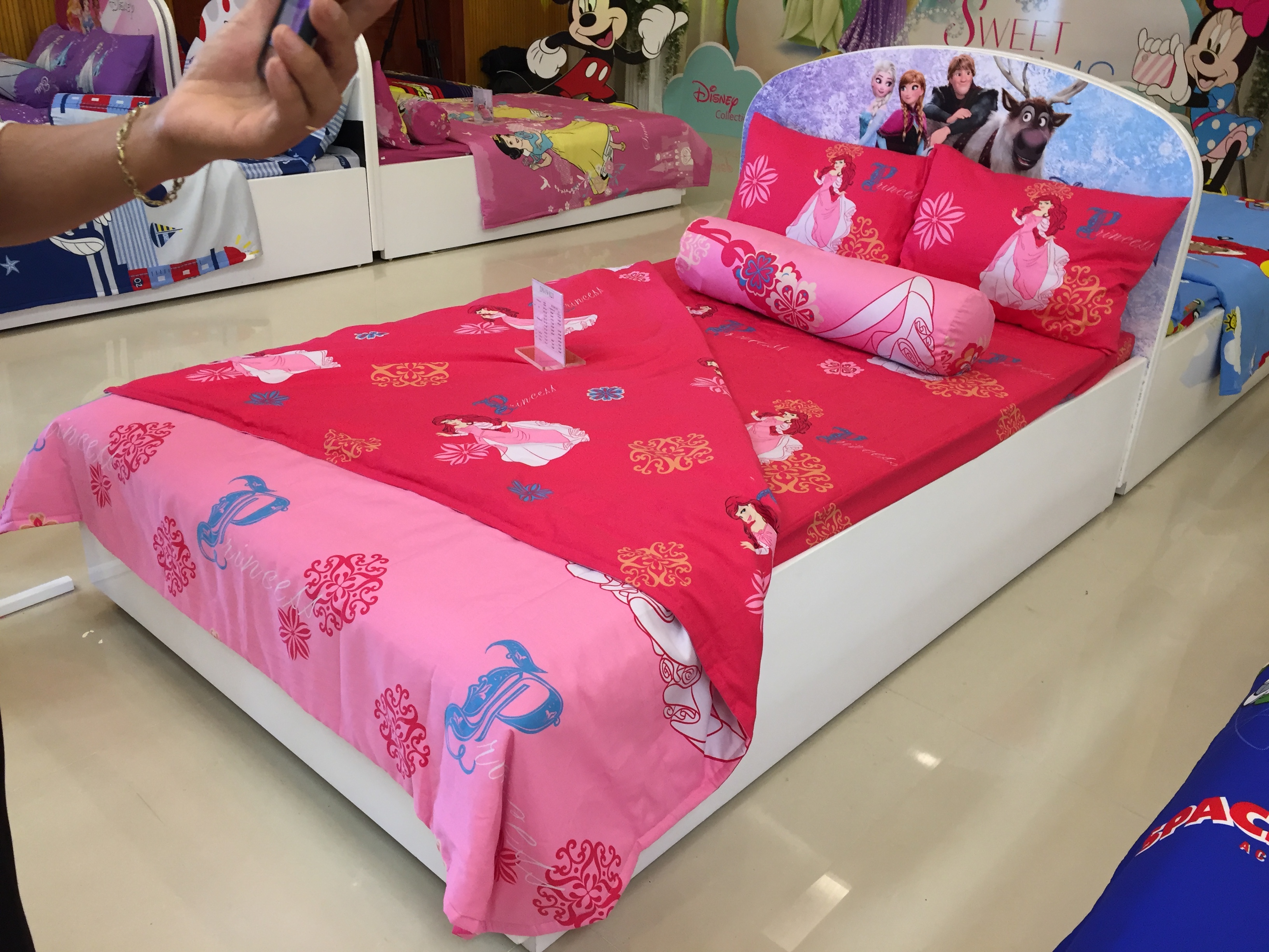 Chăn ga gối hoạt hình