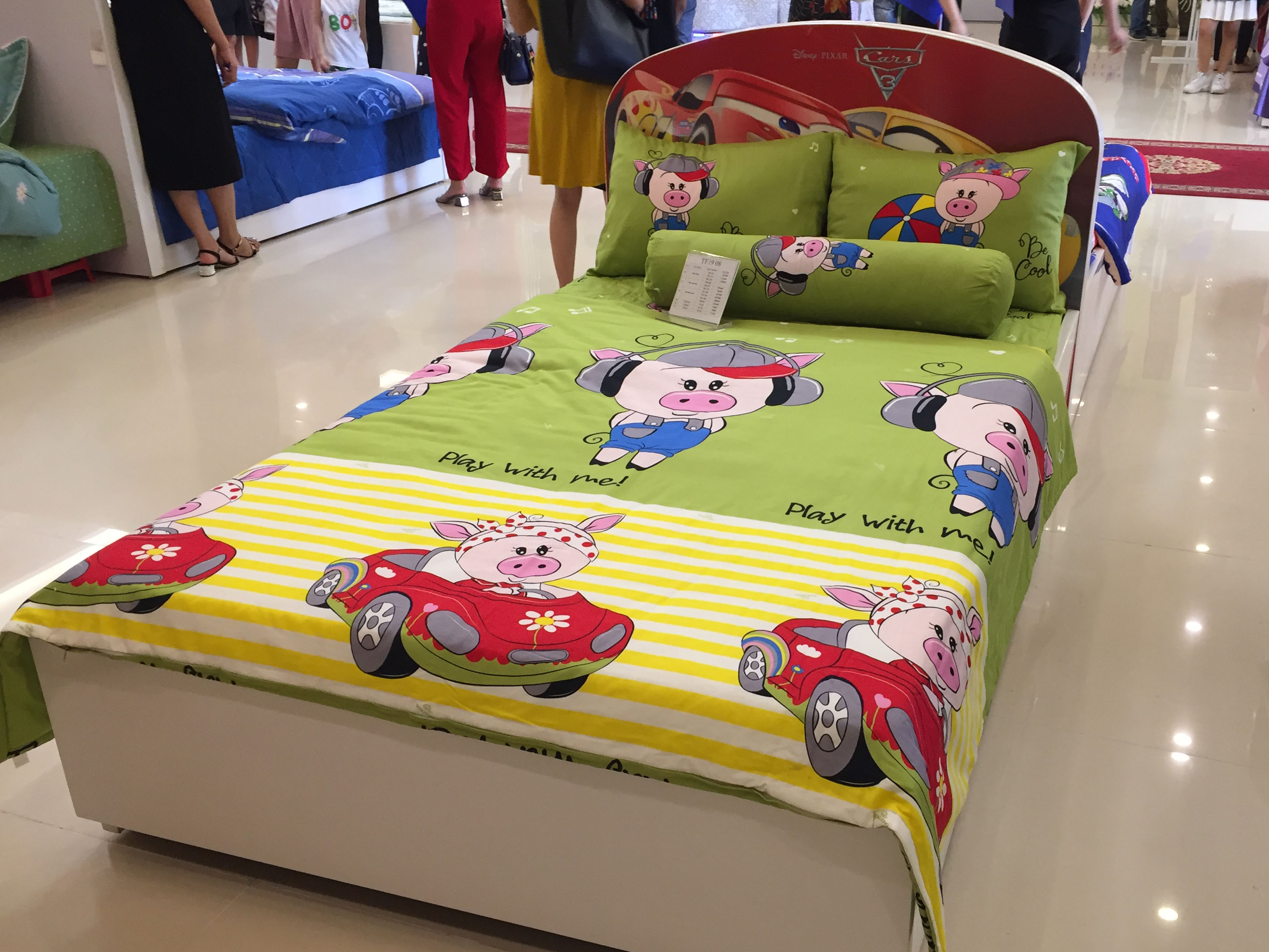 Chăn ga gối hoạt hình